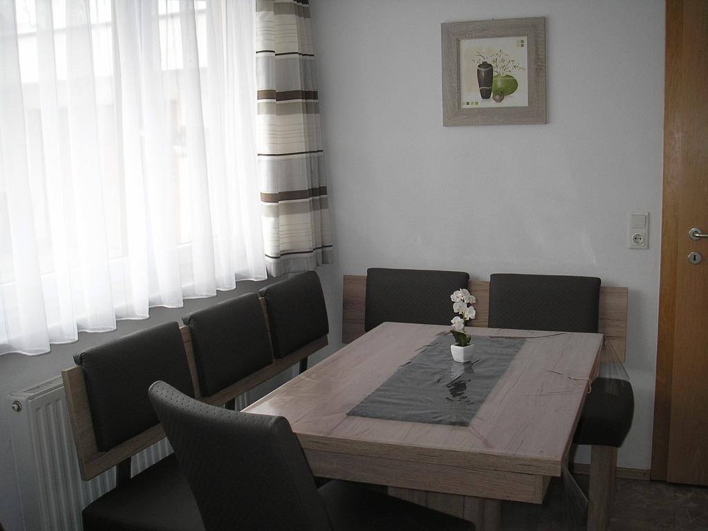 דירות ניוסטיפט אים סטובאיטל Haus Daniel חדר תמונה