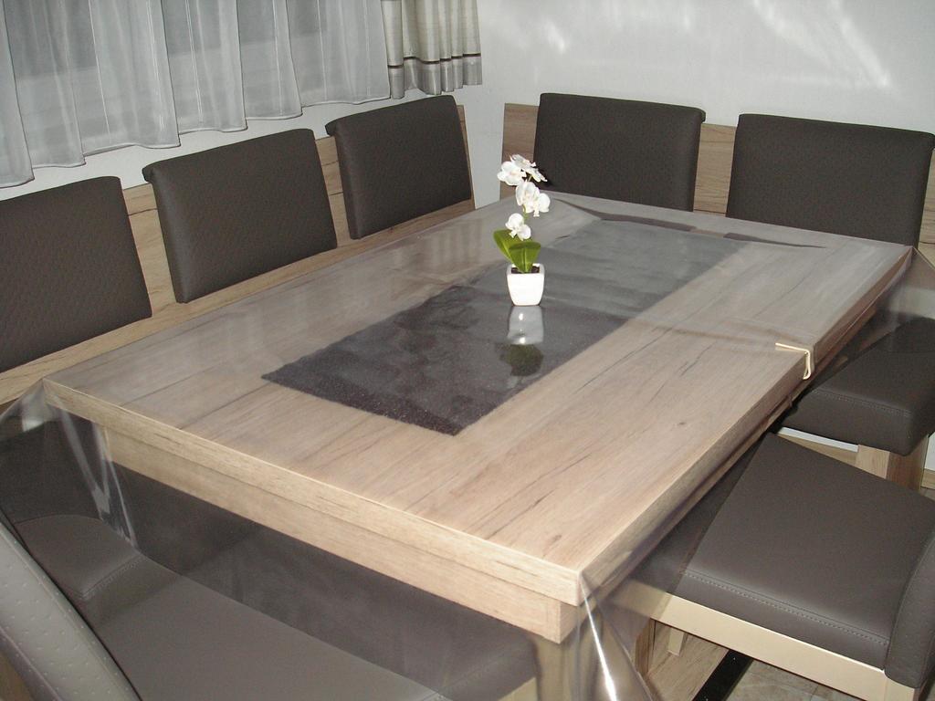 דירות ניוסטיפט אים סטובאיטל Haus Daniel חדר תמונה